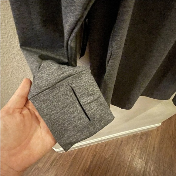 Women’s XXL Nike Pro Warm NWT long sleeve originally $75 almost 70% for $25!!!! - Picture 8 of 11